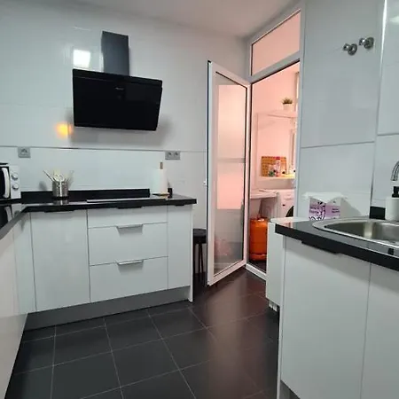 Apartment Vacacional Buyma - Parking Privado -gratuito- Malaga